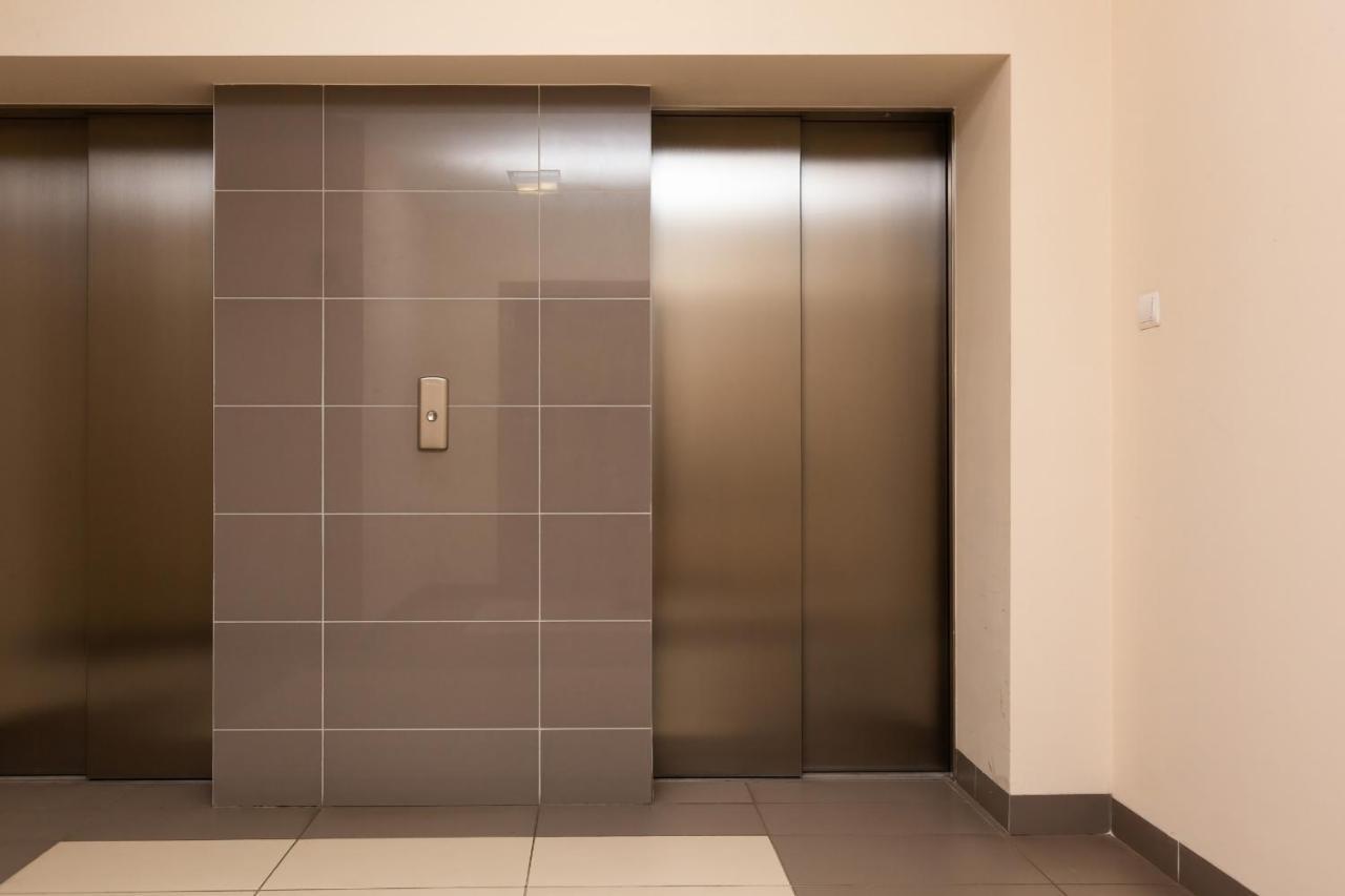 Apartamenty Bliska Praga By Noclegi Renters Warsaw Exterior photo